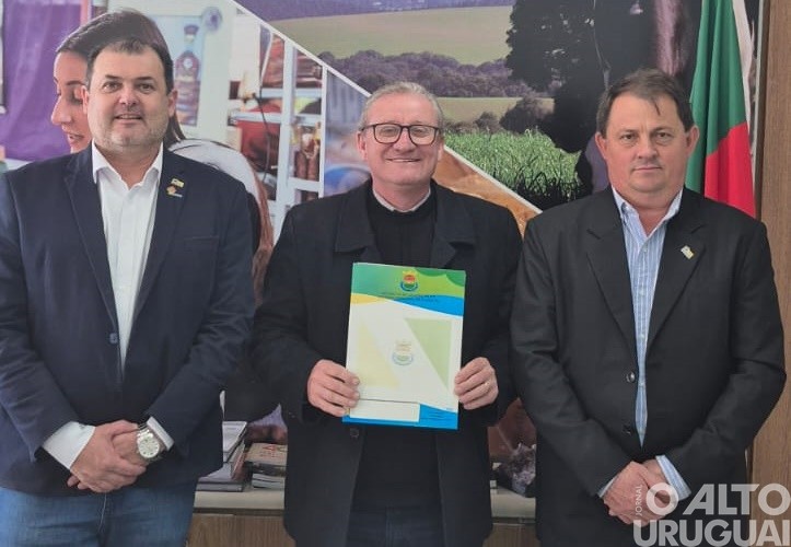 Prefeito e vice-prefeito de Planalto cumprem agendas em Porto Alegre