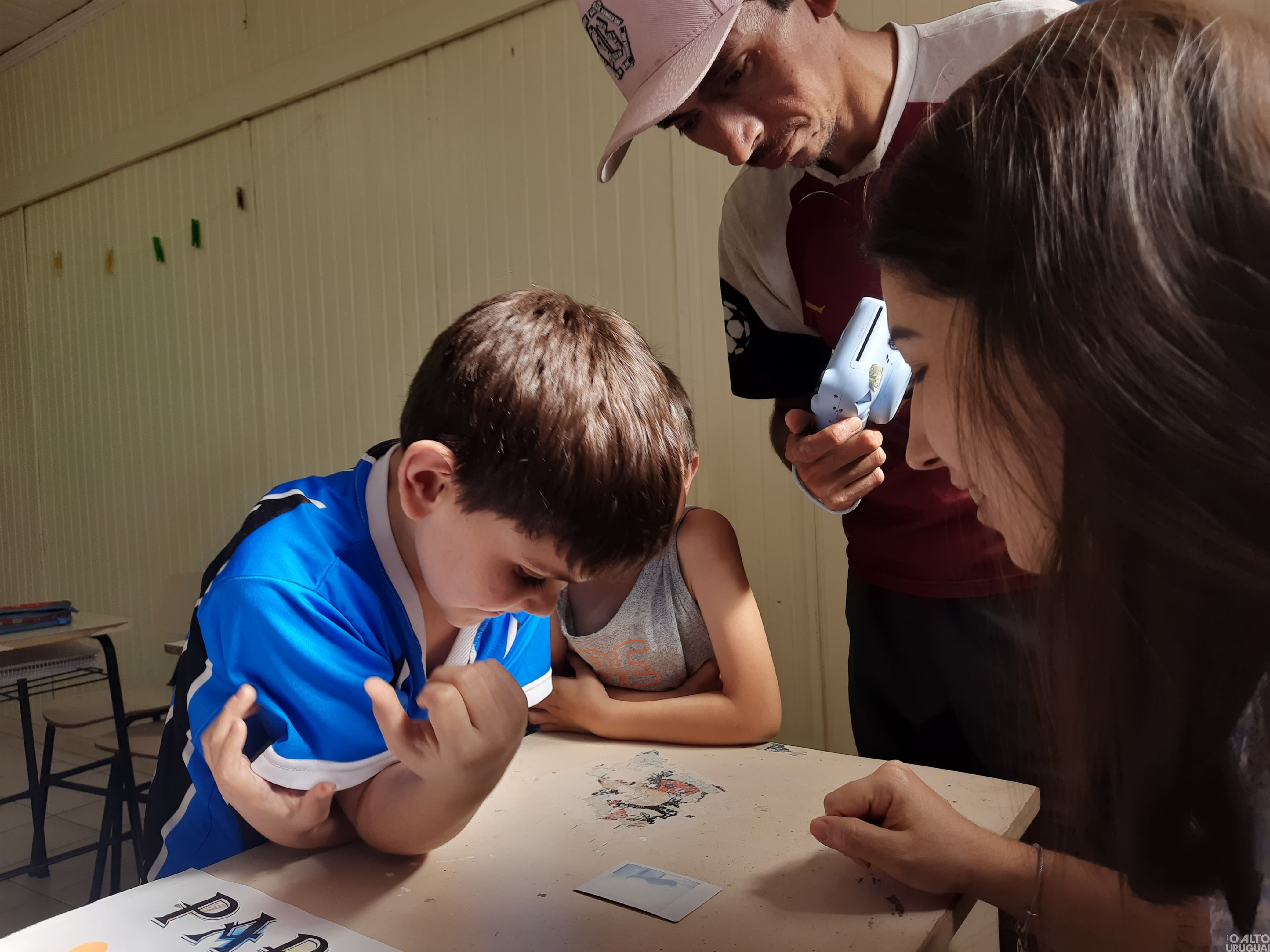 Alunos da Apae-FW transformam a fotografia em arte e conexão