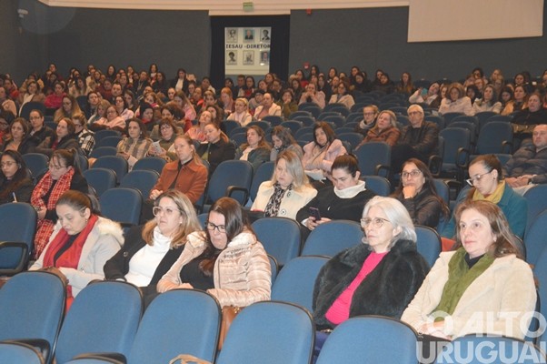 Seminário sobre o Autismo reúne mais de 300 pessoas em FW