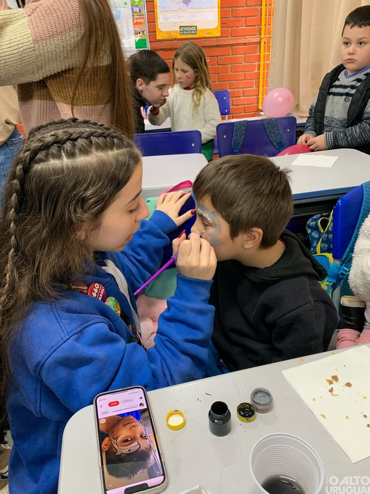 "Projeto Alegria: Aniversário Memorável" é iniciado em FW pelo Interact