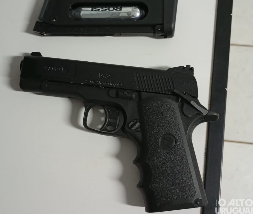Apreendido simulacro de arma em Vicente Dutra
