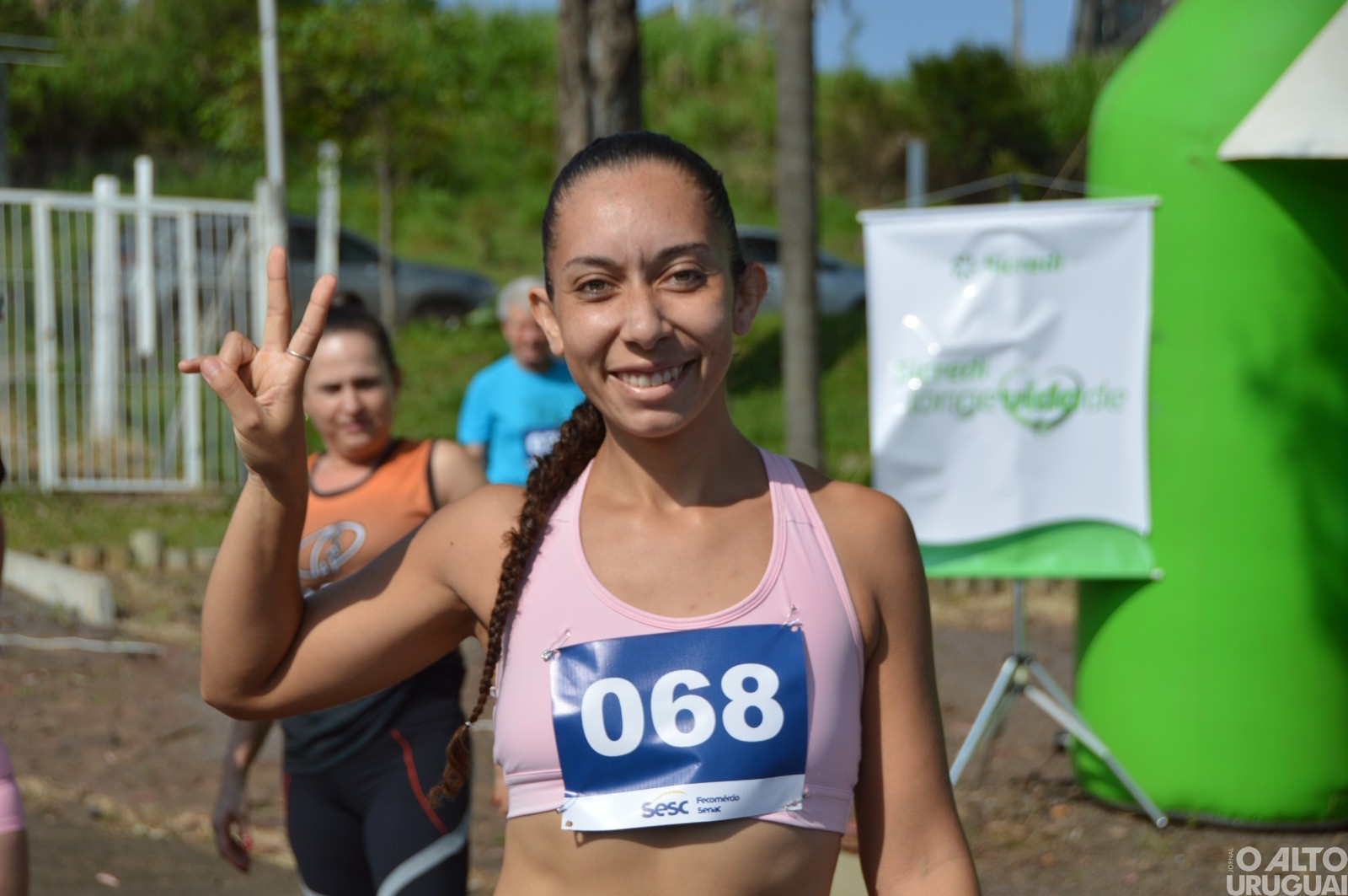 Rústica da Longevidade/Outubro Rosa reúne atletas de toda a região em FW
