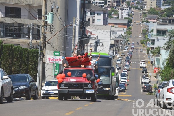 Bandas da Escola Cardeal Roncalli conquistam cinco títulos de campeãs e três de vice-campeãs em SC