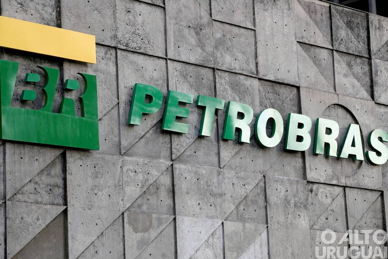 Petrobras abre concurso com 757 vagas de nível superior