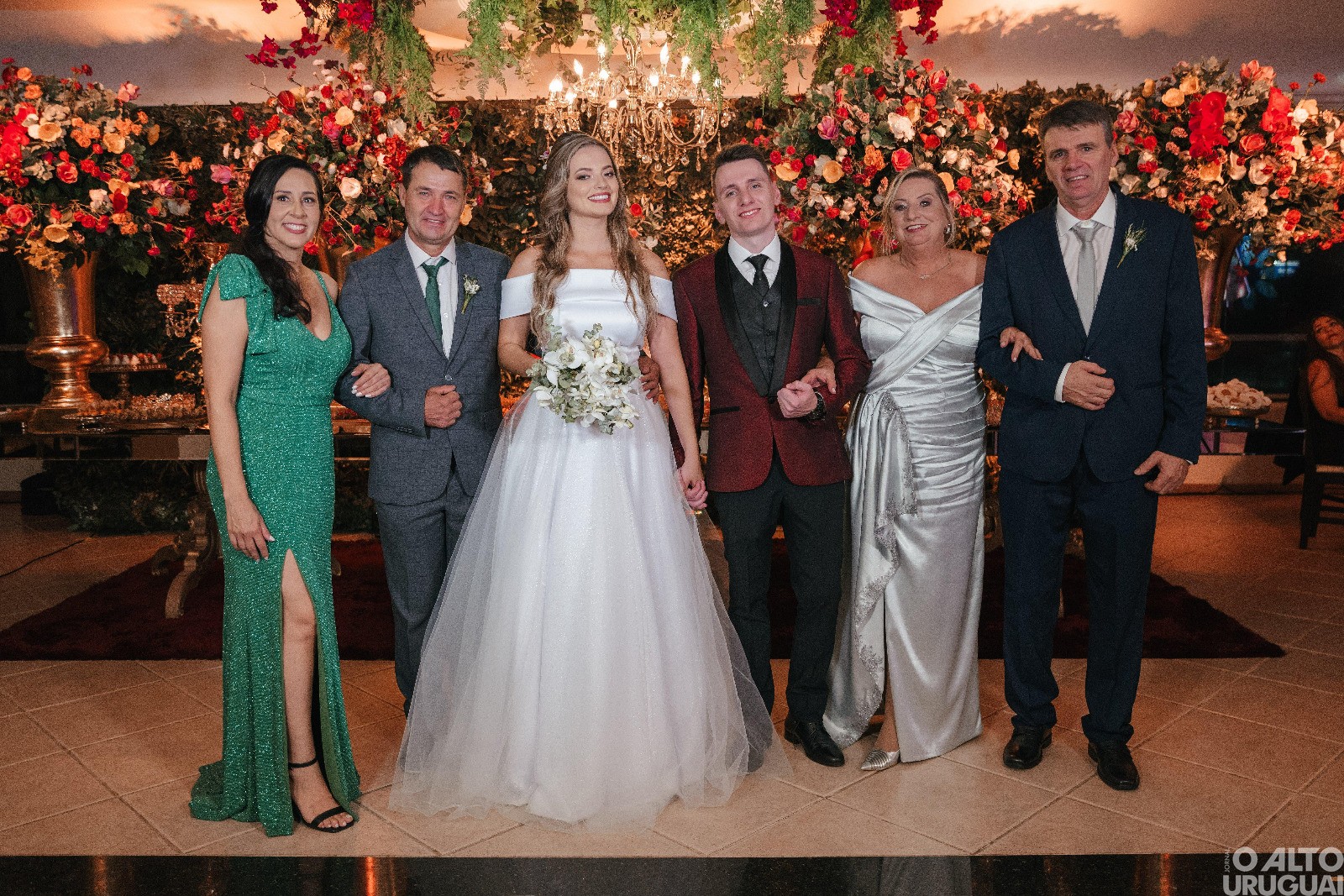 Adriano Cerato e Fernanda de Marco casam-se na Catedral Santo Antônio