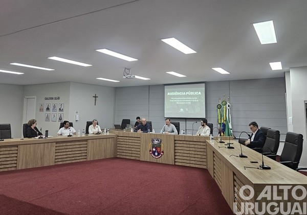 Reforma da Previdência dos Servidores Públicos é debatida na Câmara de FW