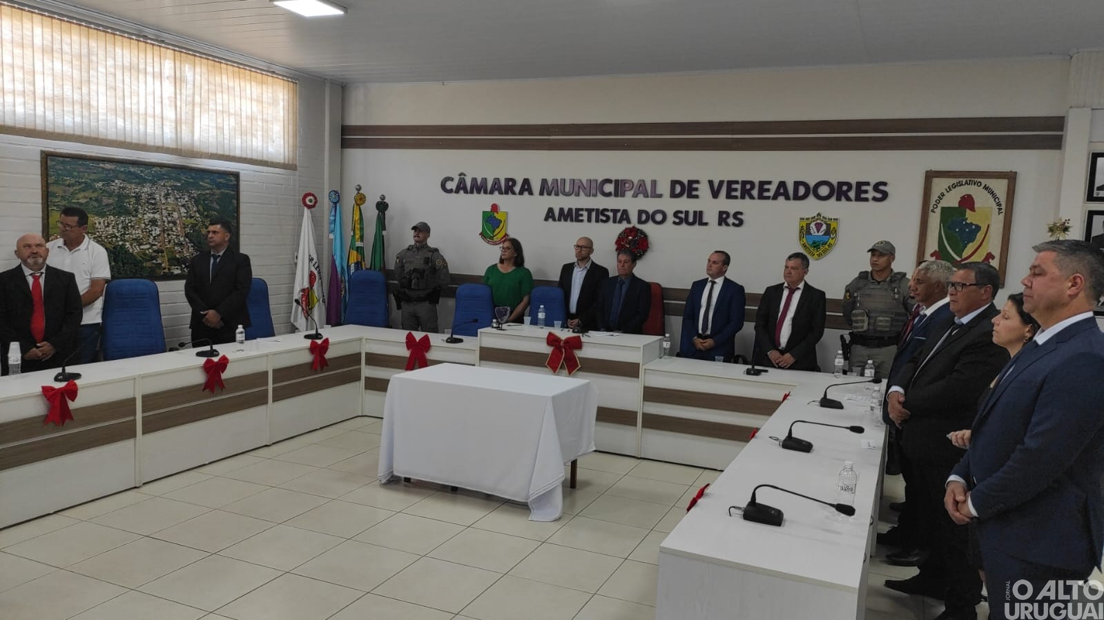 Gilmar da Silva toma posse como prefeito de Ametista do Sul