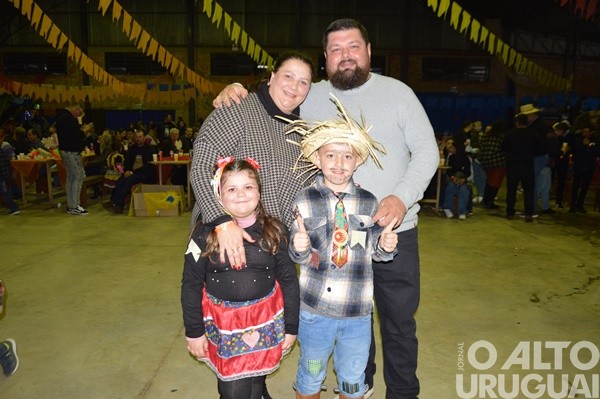 Arraiá da Marechal celebra cultura junina e participação da comunidade