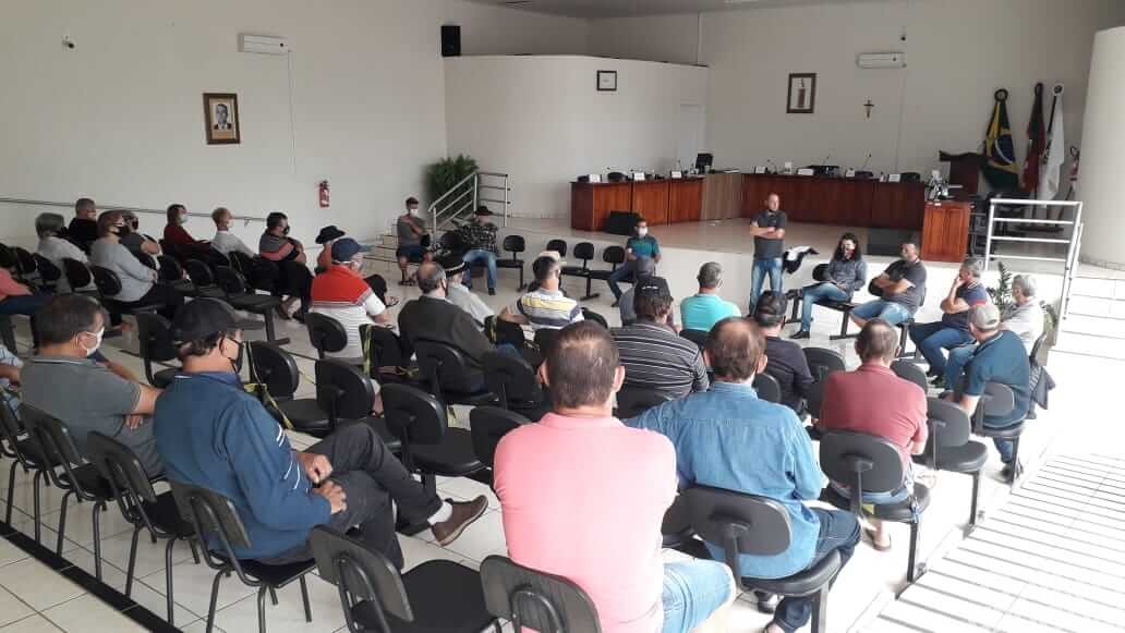 Cristal do Sul: Acos debate racionamento da água