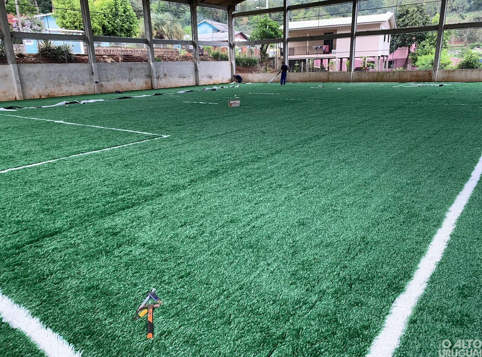 Iraí: quadra do bairro operário recebe revitalização