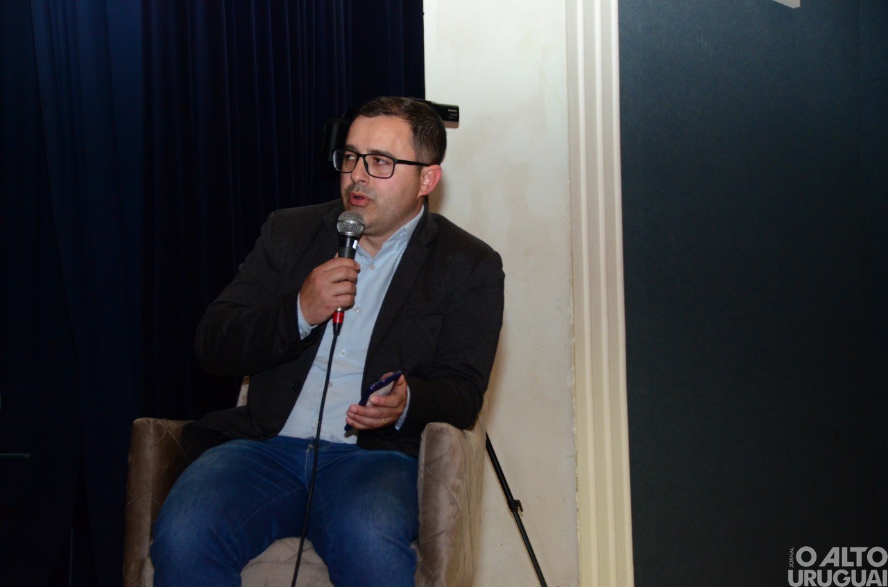 Secretário do Desenvolvimento Econômico do RS dialoga com lideranças da região