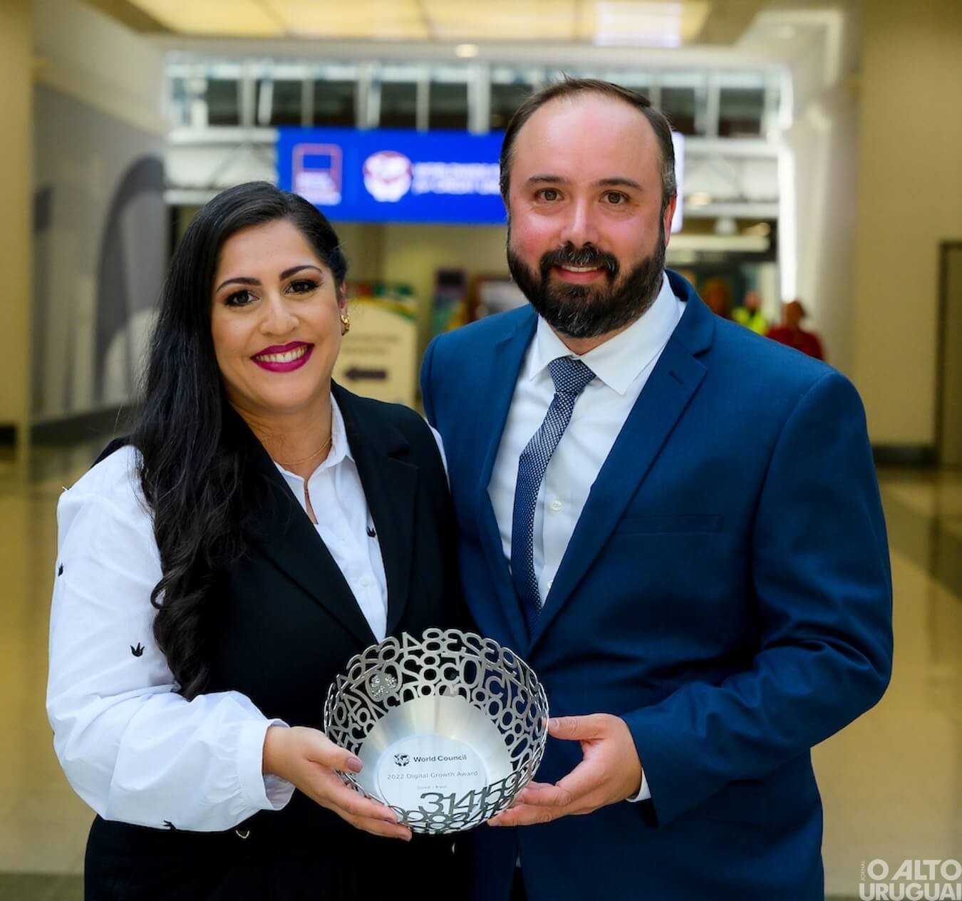 CPR Fácil do Sicredi é premiada na Conferência Mundial das Cooperativas de Crédito