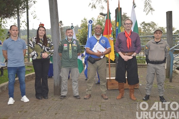 Centelha do Fogo Simbólico da Pátria chega a FW