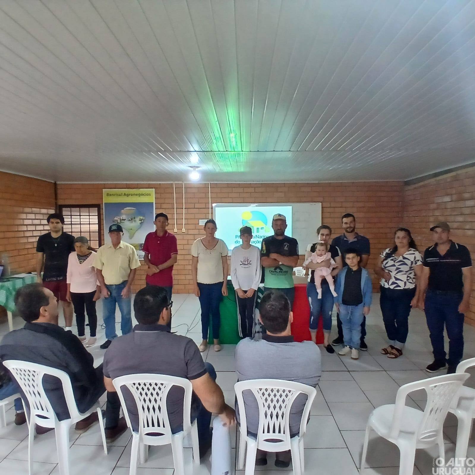 Caiçara realiza entregas do Programa Nacional de Habitação Rural