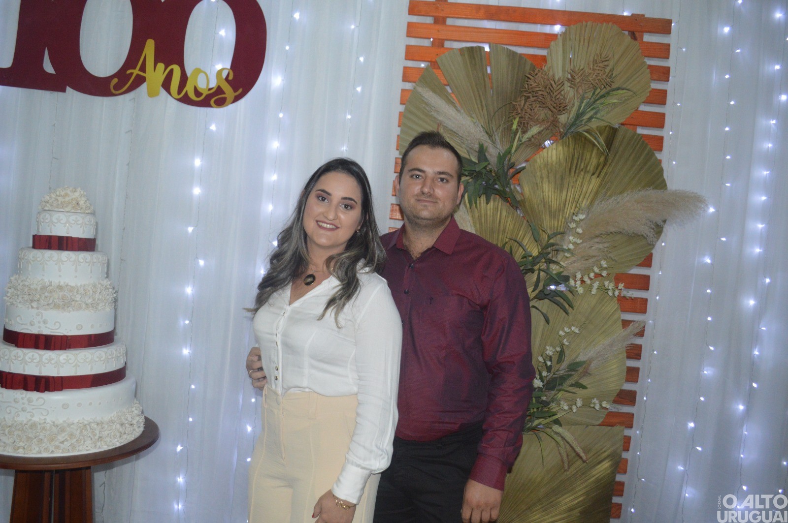 Centenas de pessoas participam das comemorações dos 100 anos de São João do Porto