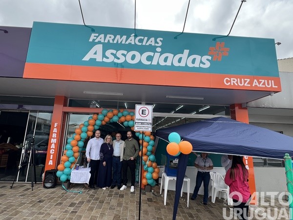 Inaugurada Farmácias Associadas Cruz Azul em Ametista do Sul