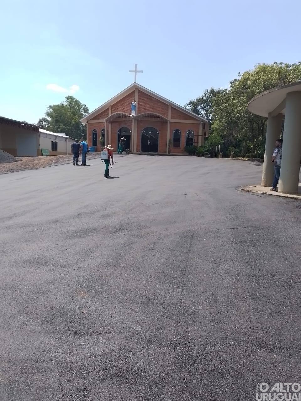 Administração de Pinhal entrega melhorias na comunidade de Alto Paraíso