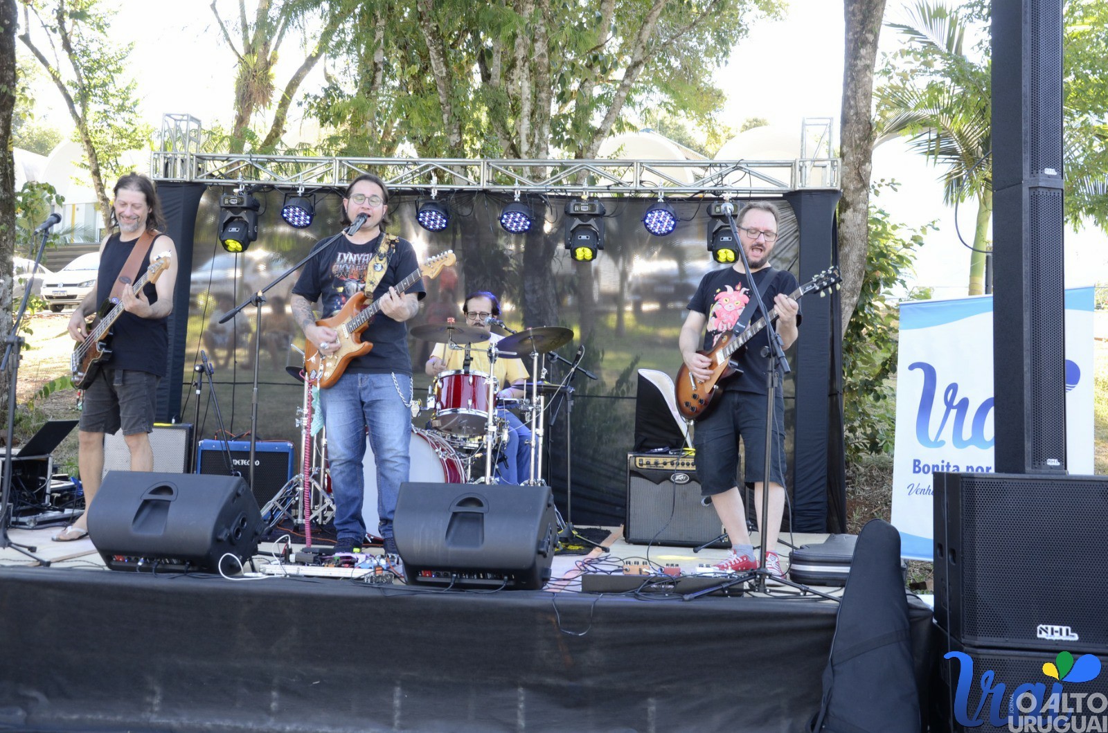 Garotos da Rua faz show de lançamento do 6° Thermas Classic Car de Iraí