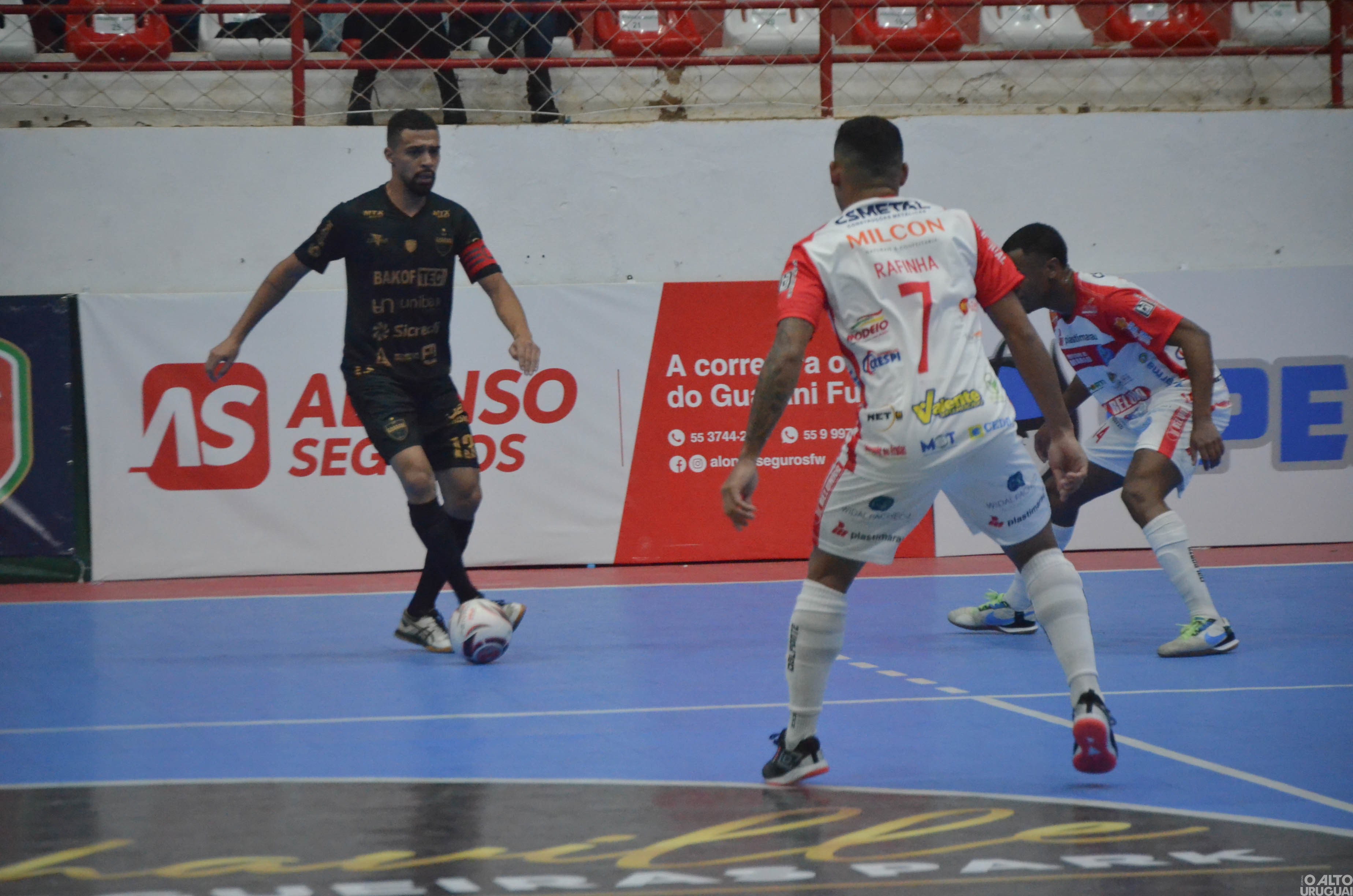 Guarani vira o jogo e estreia com vitória no Gauchão Série A