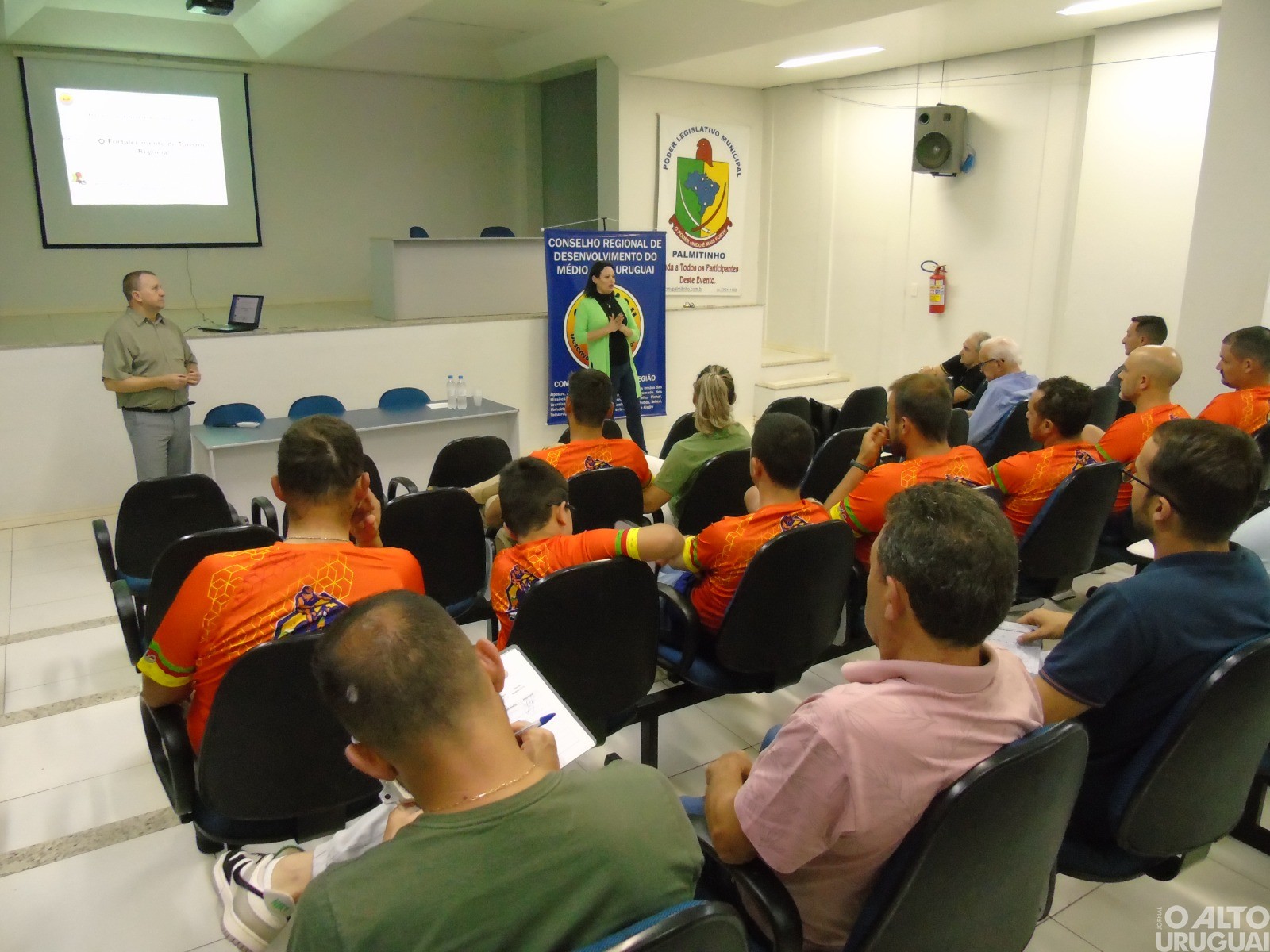 Codemau promove palestra sobre a importância do turismo para os negócios