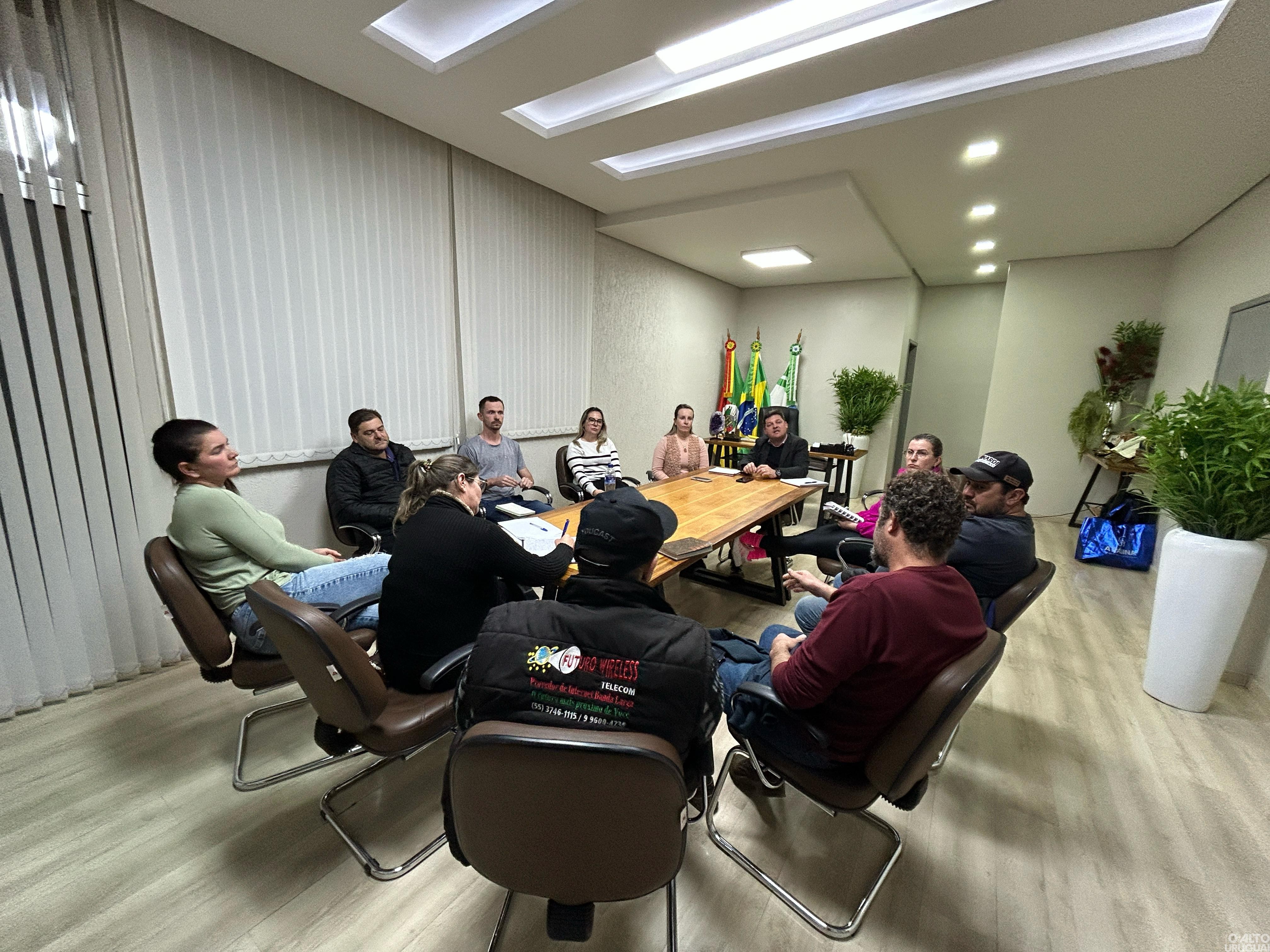 Seberi forma comissão para organizar a Semana Farroupilha 2025