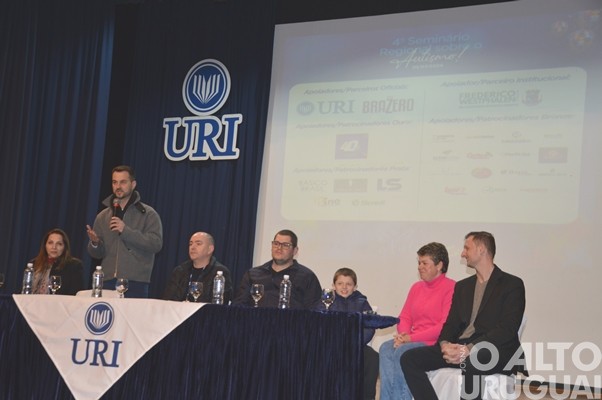 Seminário sobre o Autismo reúne mais de 300 pessoas em FW