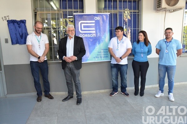 Escola Cardeal Roncalli de FW recebe certificado em qualidade de água tratada