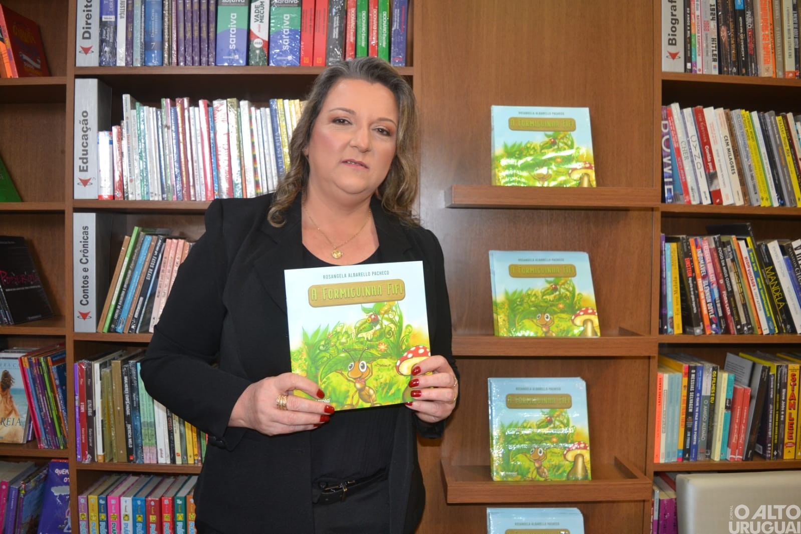 Frederiquense lança livro infantil