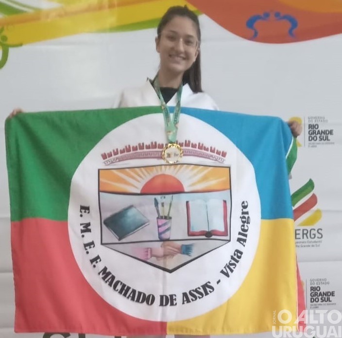 Carateca de Vista Alegre vence seletiva para seleção gaúcha