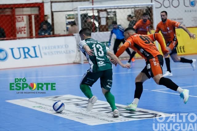 Guarani perde e segue sem vencer no Gauchão