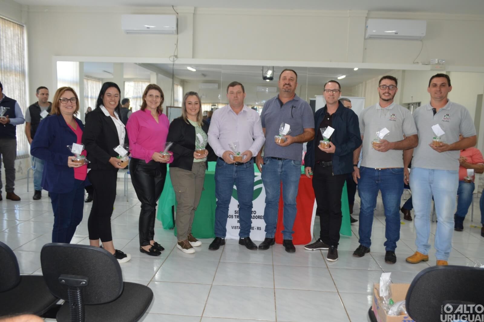 Encontro do STR e Mostra da Terneira marcam Feirão de Negócios do Sicredi em Vista Alegre