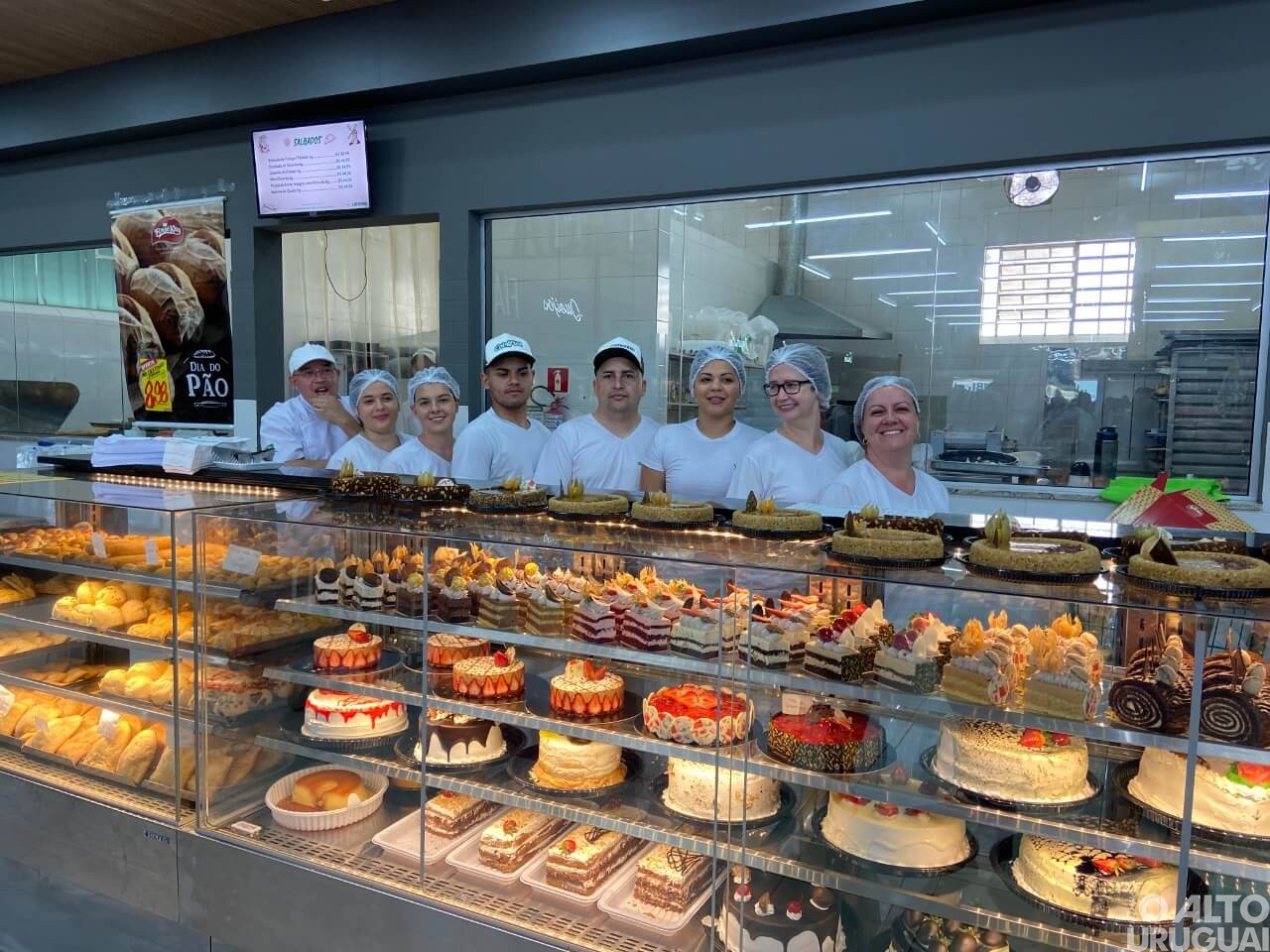 Cotrifred reinaugura supermercado de Frederico Westphalen