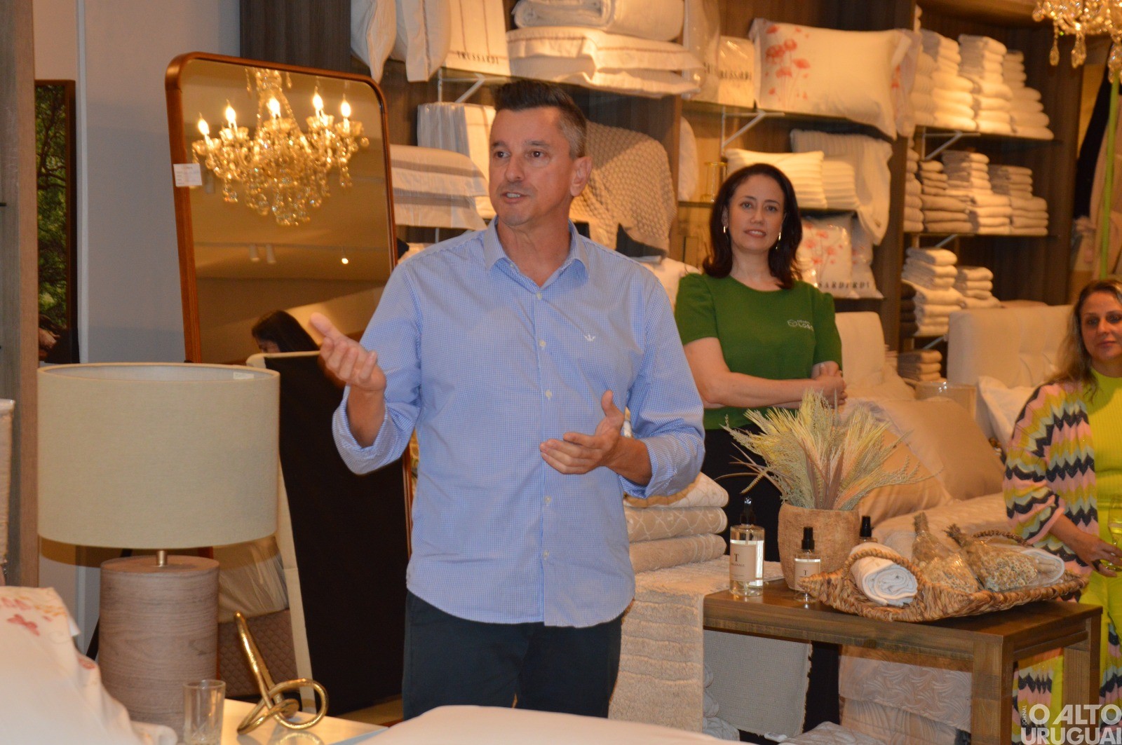 Móveis Lober inaugura novo espaço cama e banho com marcas renomadas