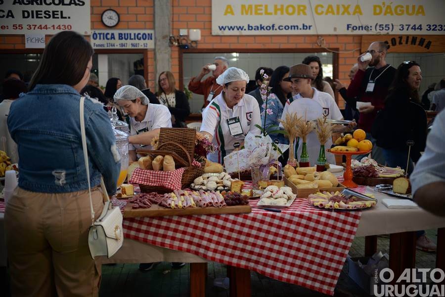 Encontro da família Candaten reúne aproximadamente 500 pessoas em FW