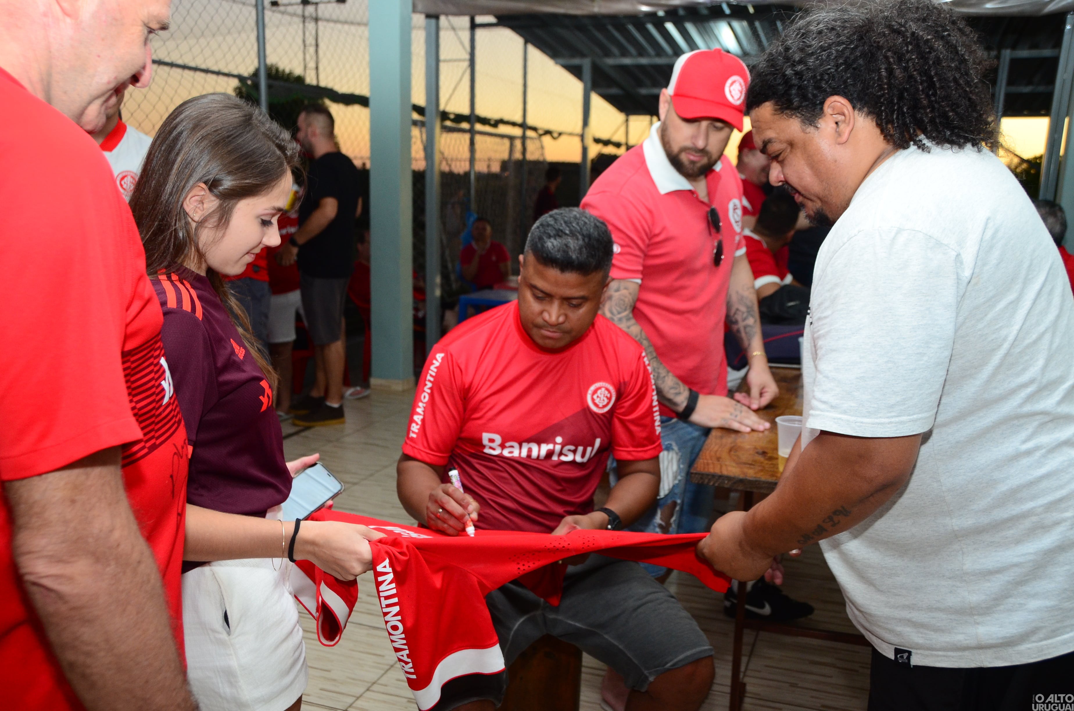 Colorados do Povo organiza evento com ídolos do Internacional em FW