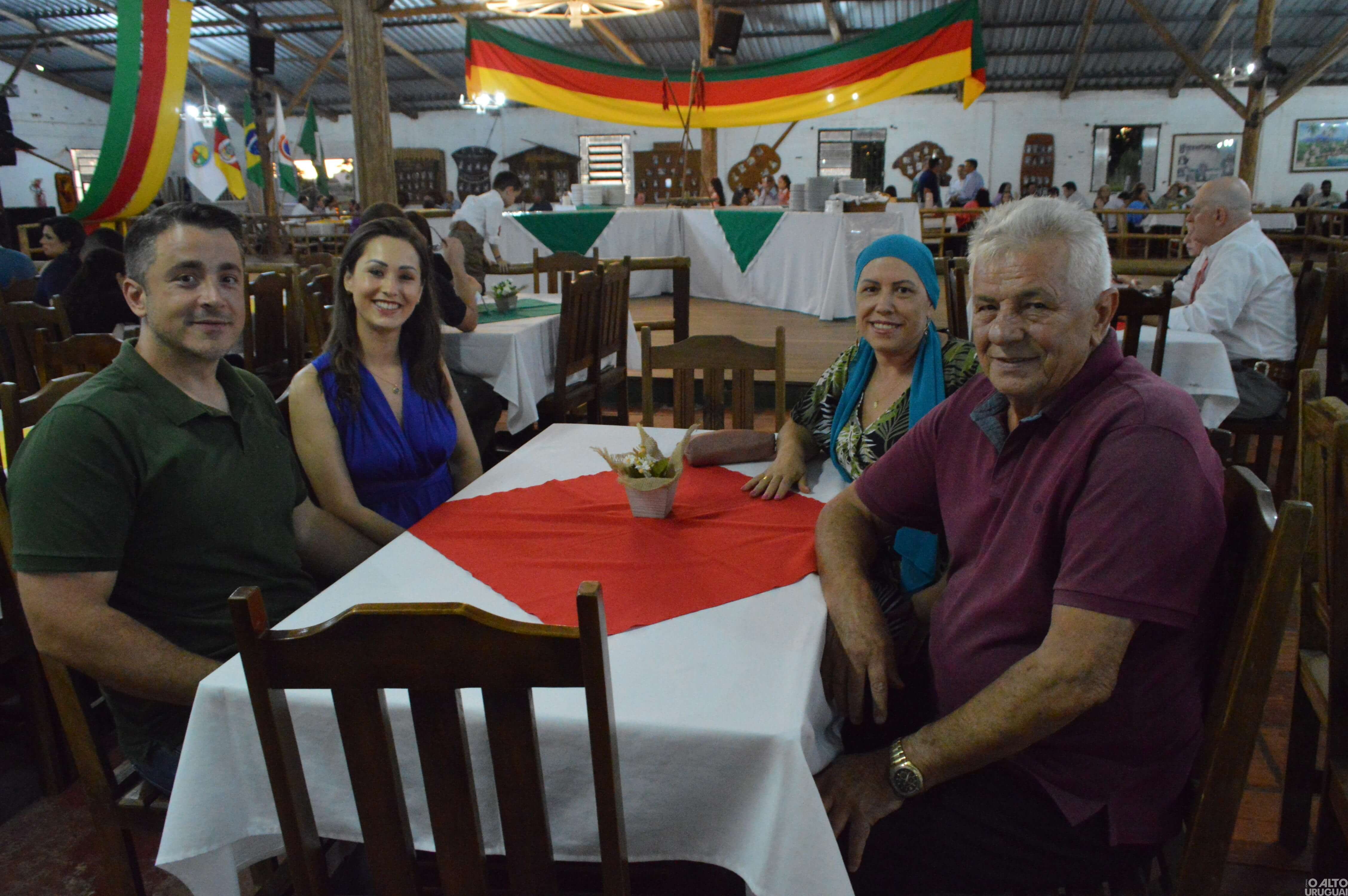 Diego Bertoletti da Rocha toma posse como patrão do CTG Rodeio da Querência