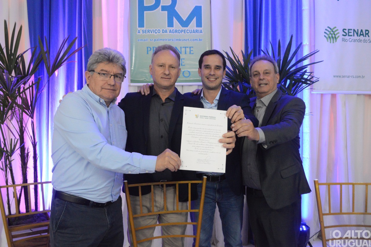 Ivonei Librelotto toma posse como presidente do Sindicato Rural de Palmeira das Missões