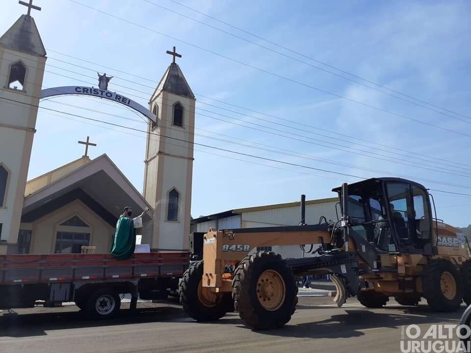 Comemorações do Dia do Colono e Motorista são realizadas em Pinheirinho do Vale