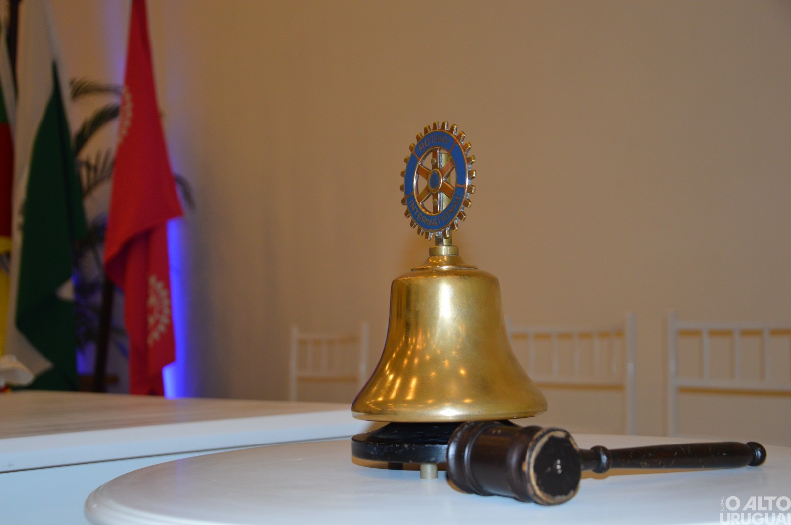 Clubes de Rotarys empossam novas diretorias em FW