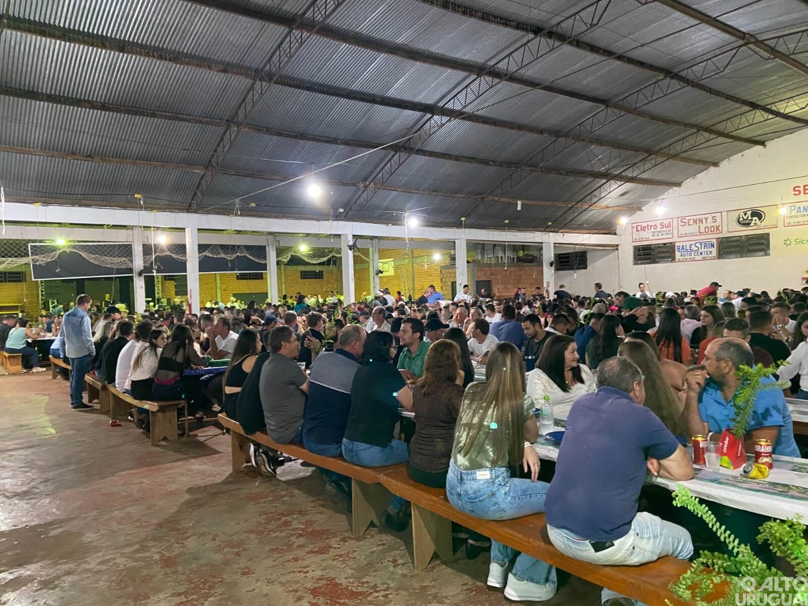 Aspal de Palmitinho realiza 18ª edição do Leitão Fest