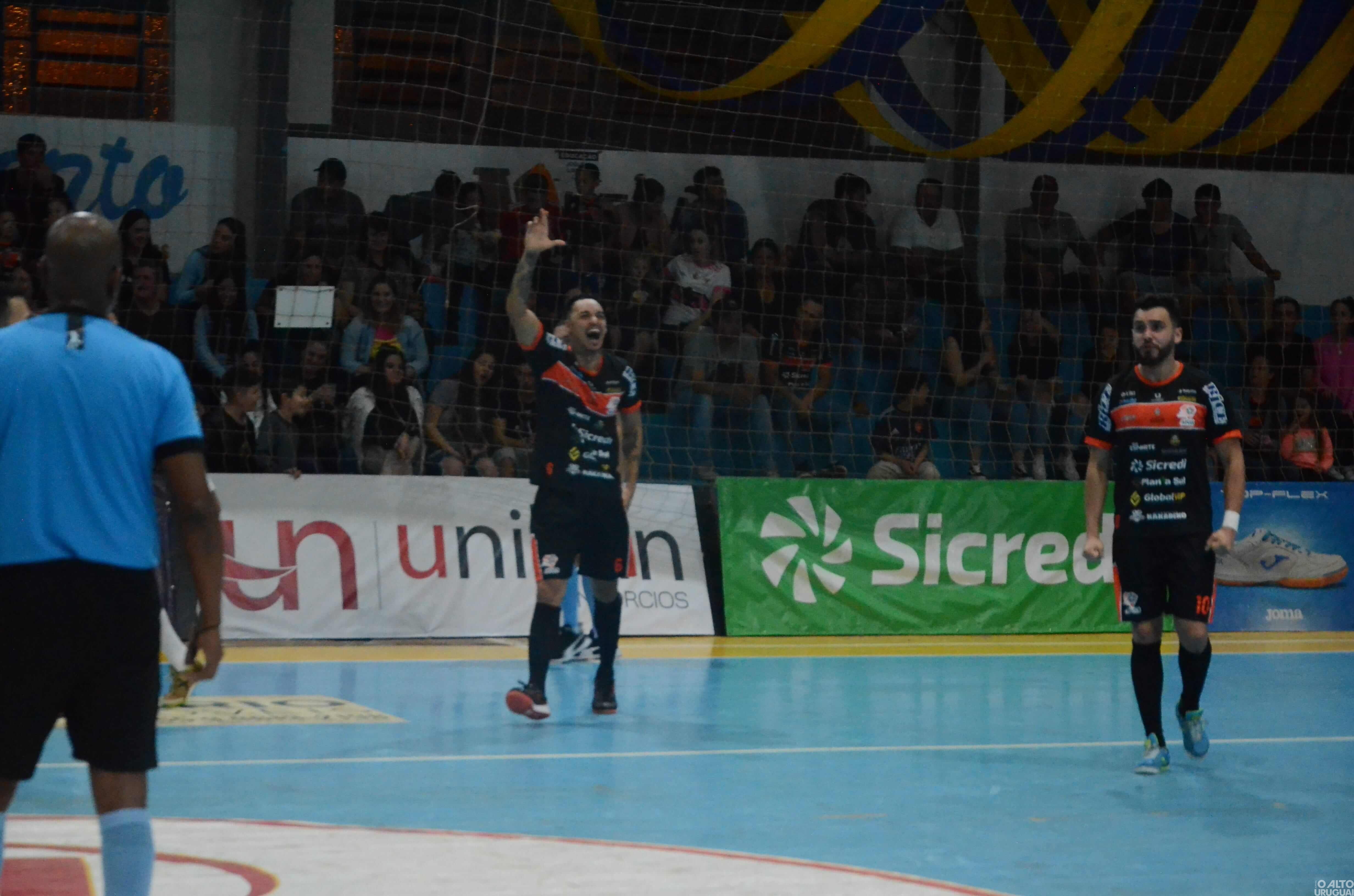 Em jogo de 12 gols, Afucs e Assoeva empatam em Seberi