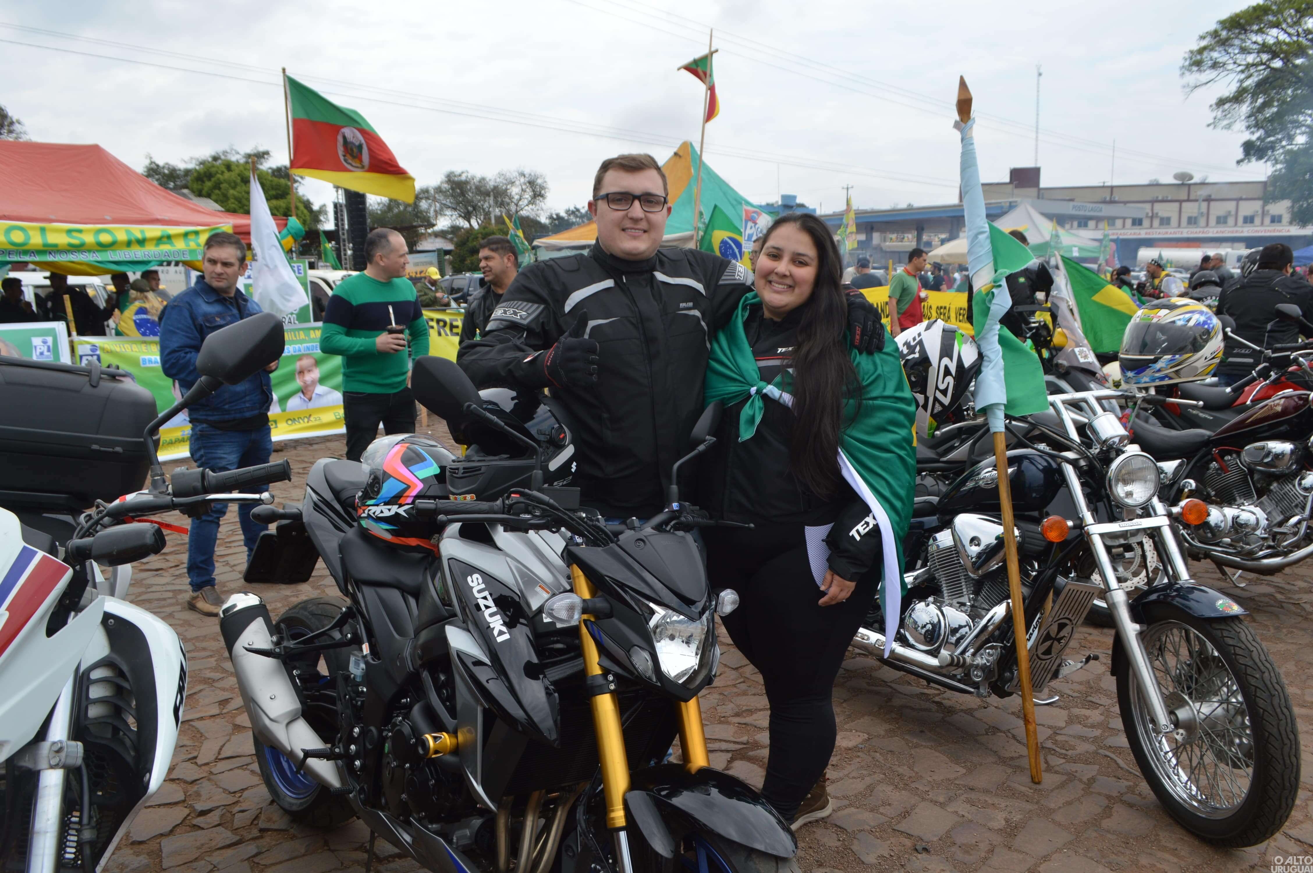 Atos a favor de Bolsonaro acontecem em FW