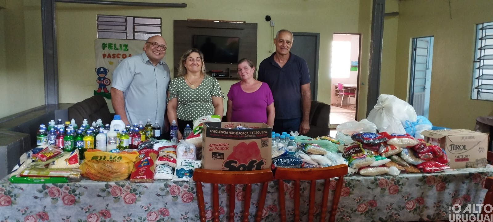 URI/FW entrega doações a entidades filantrópicas da região