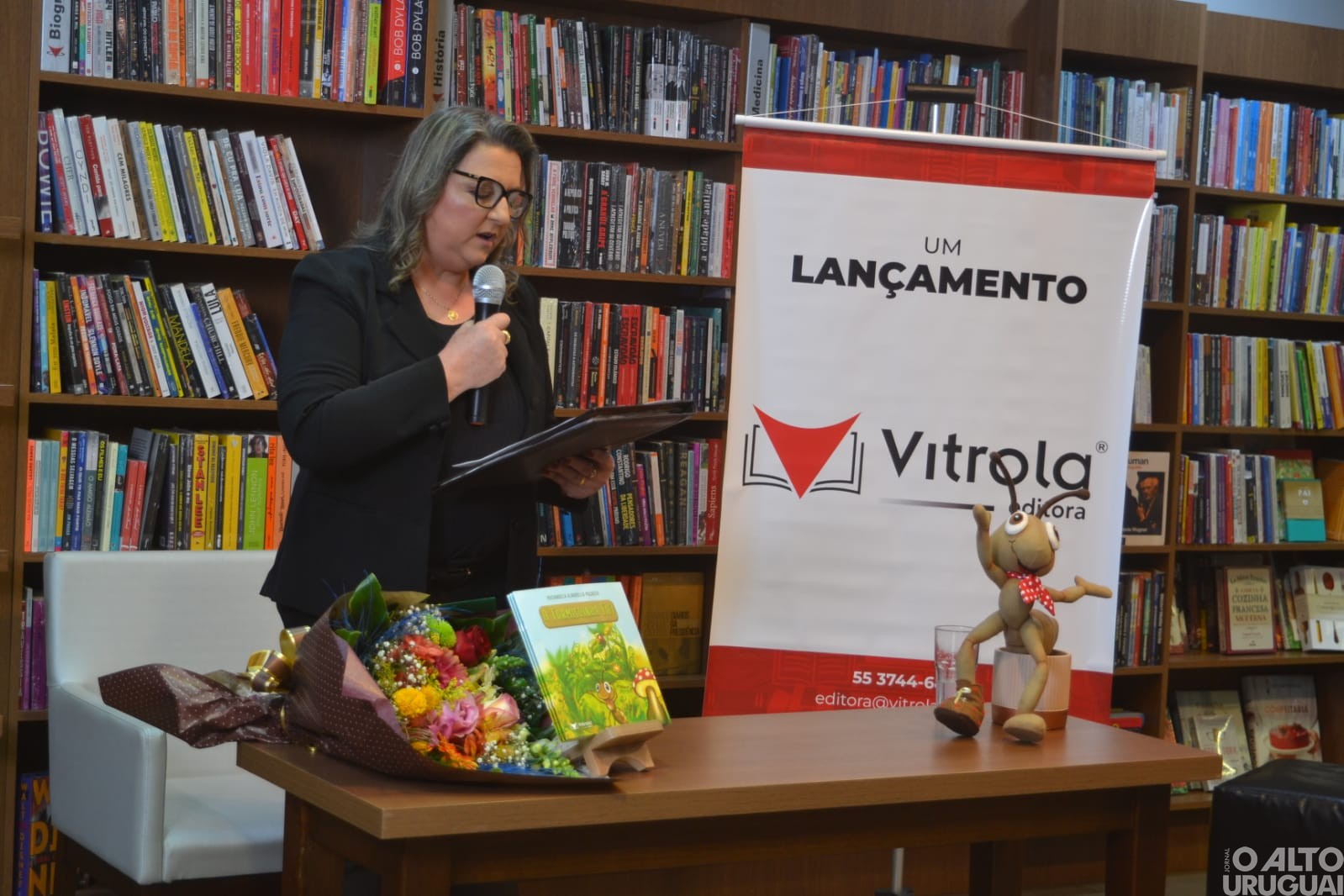 Frederiquense lança livro infantil