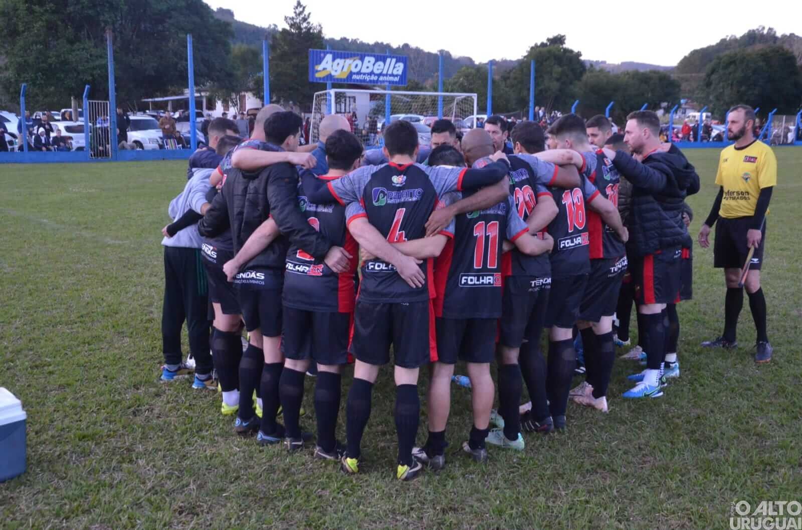 Castelinho é campeão municipal de futebol de FW