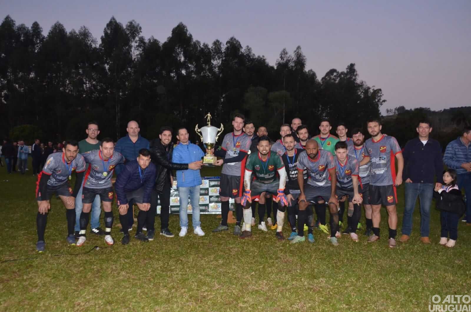 Castelinho é campeão municipal de futebol de FW