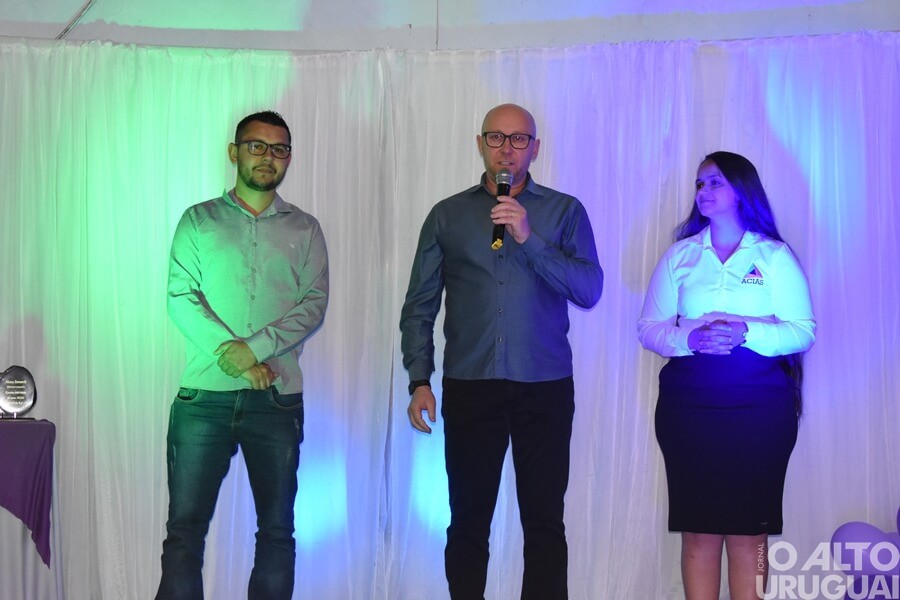 Ametista do Sul: Acias celebra 25 anos e homenageia ex-presidentes