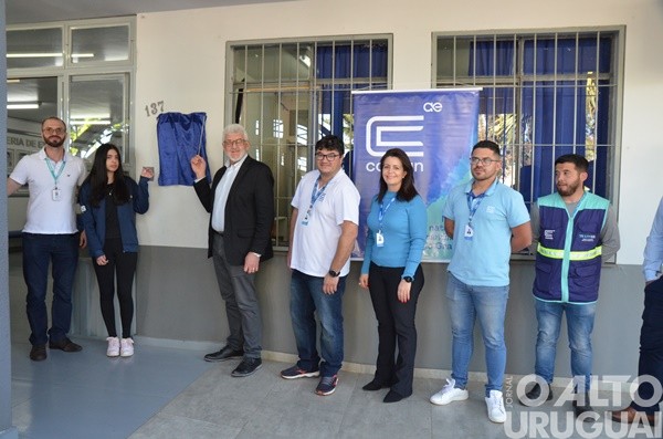 Escola Cardeal Roncalli de FW recebe certificado em qualidade de água tratada