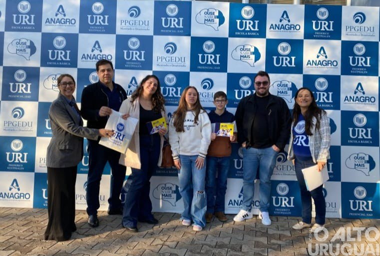 Representantes da Secretaria de Educação de Vista Alegre participam do Projeto Adolescer na URI/FW