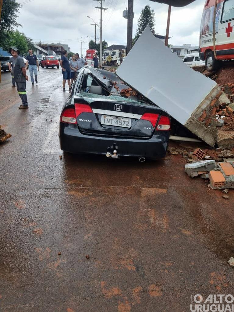 Seberi: Muro desmorona na Fundação Hospitalar Pio XII